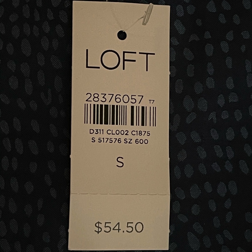 Loft blouse 👚 - Picture 3 of 4